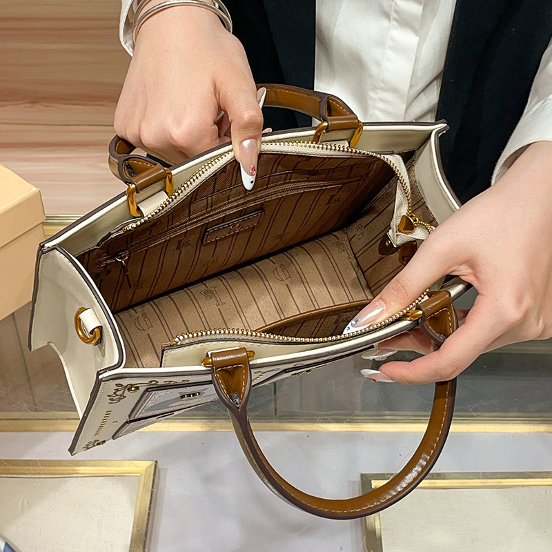 2026 Nieuwe Hong Kong Echt Led - Women'S Accessories Purse recensie en prijs